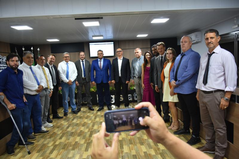 Sessão solene marca abertura dos trabalhos legislativos de 2026 em Laranjeiras do Sul